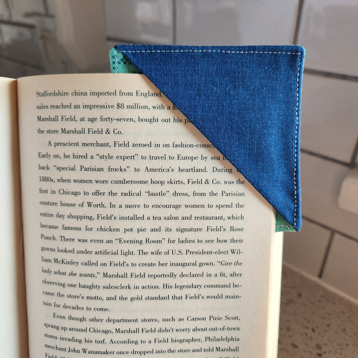 Blue Flowers Bookmark Corner