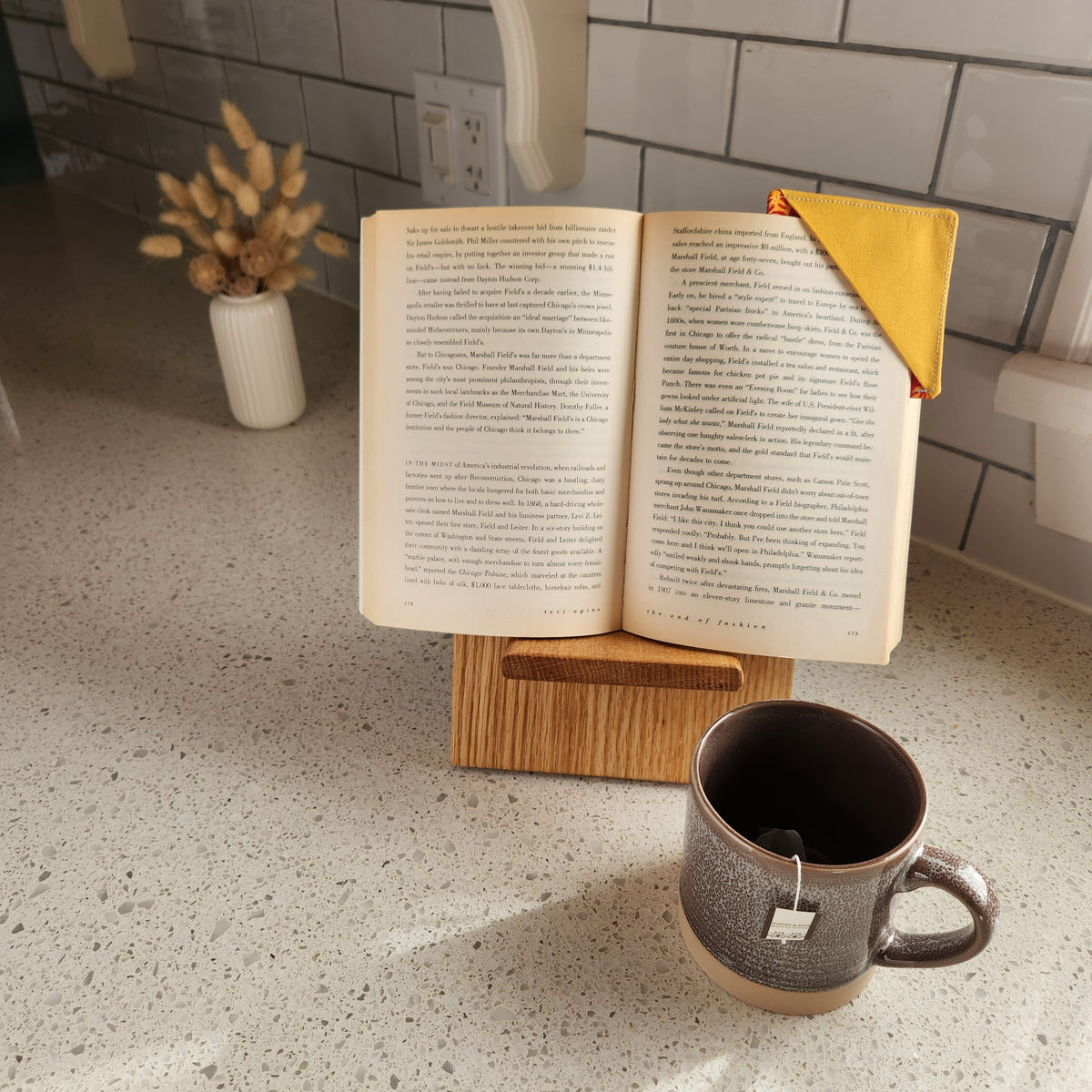Yellow Elephant Bookmark Corner