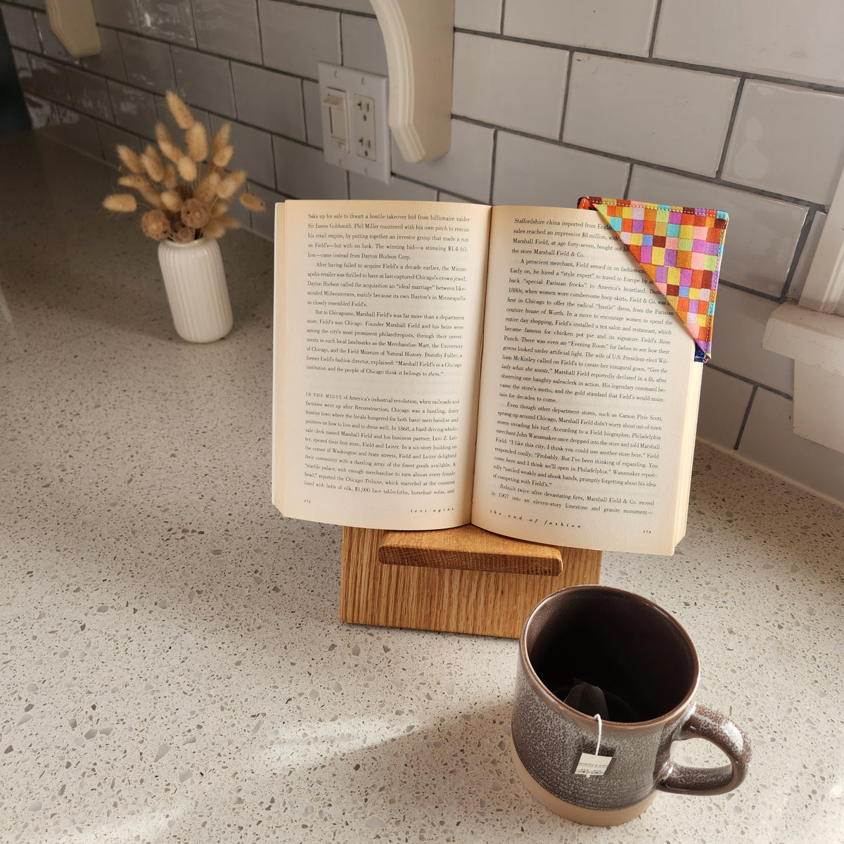 Retro Bookmark Corner