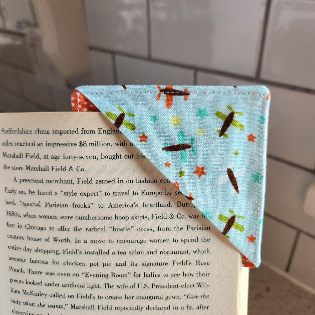 Little Airplanes Bookmark Corners