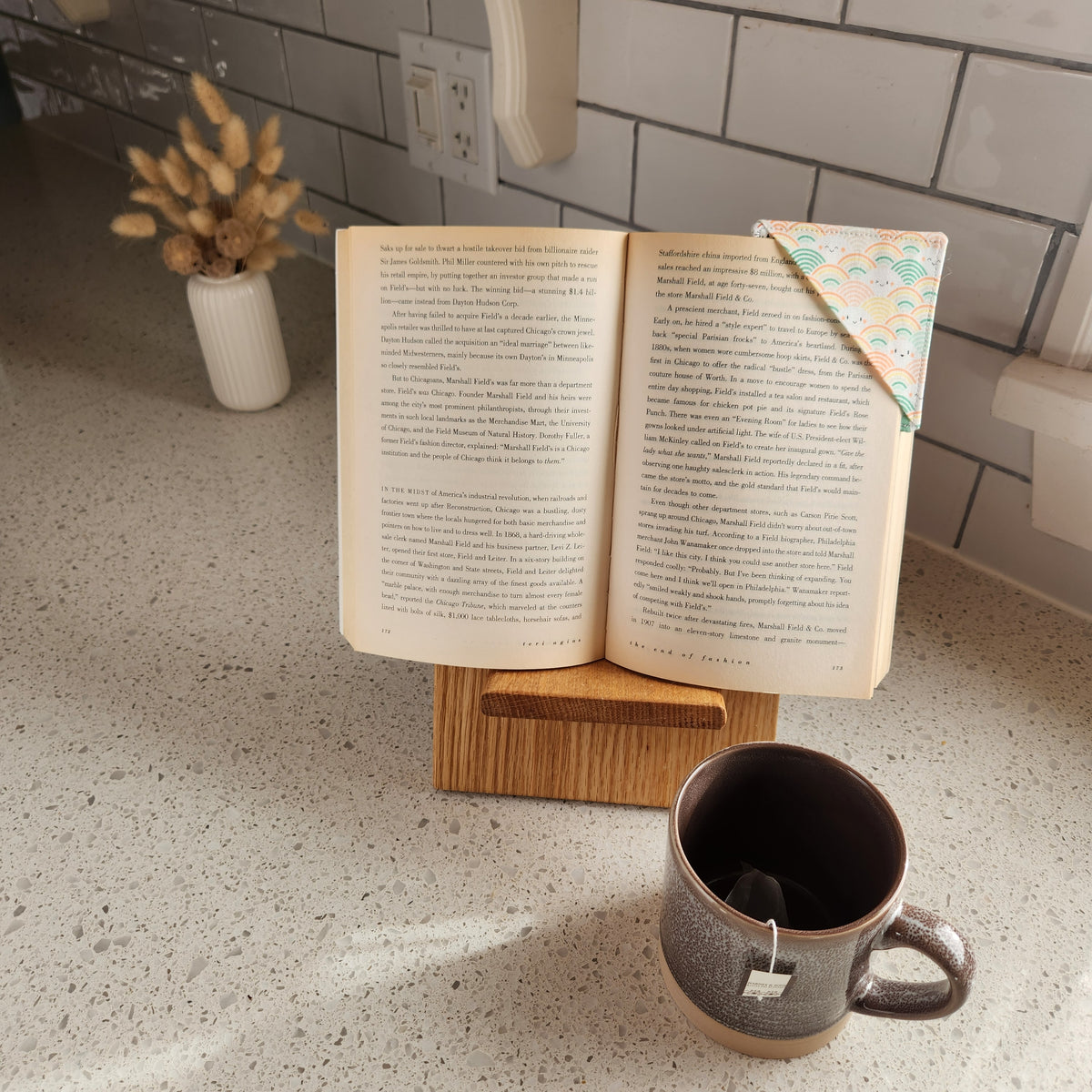 Happy Rainbows Bookmark Corner