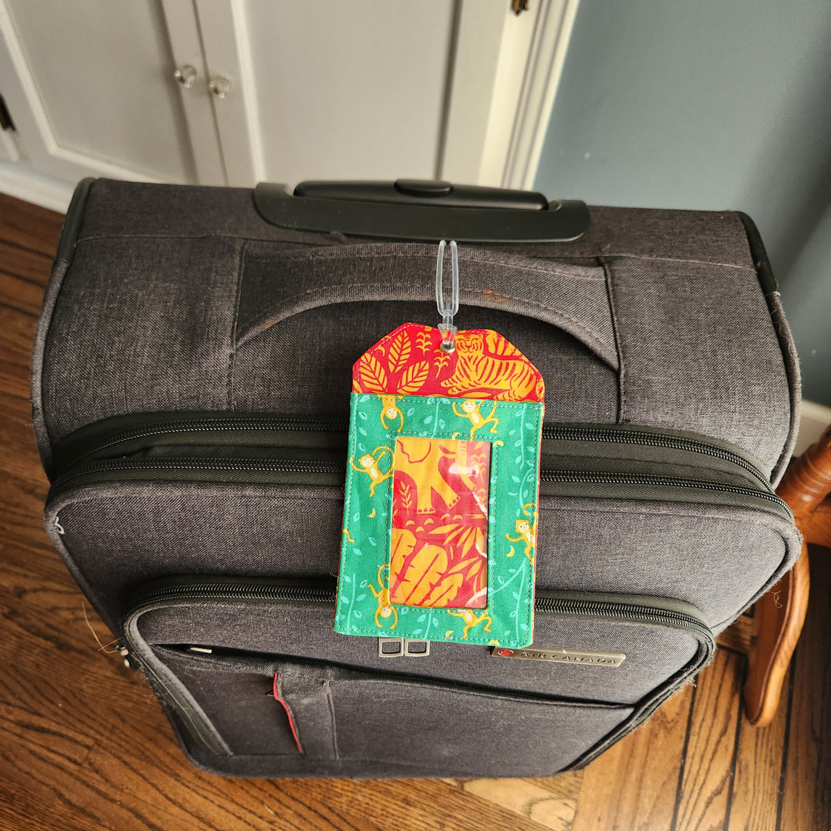 Monkey's & Elephants Luggage Tag