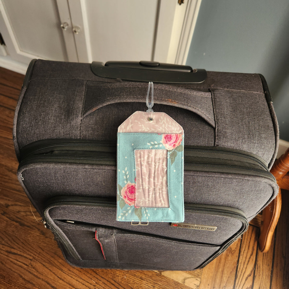 Roses Luggage Tag